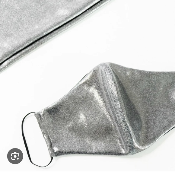 **New Heroine Sport Mask - one size /Silver - Picture 2 of 6